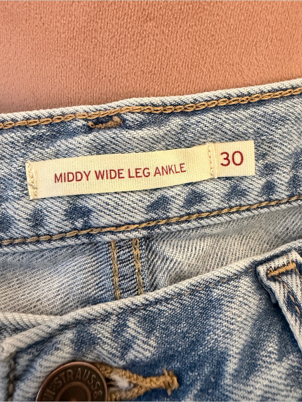 Light Blue Wide-Leg High-Rise Women's Jeans - Picture 5 of 8